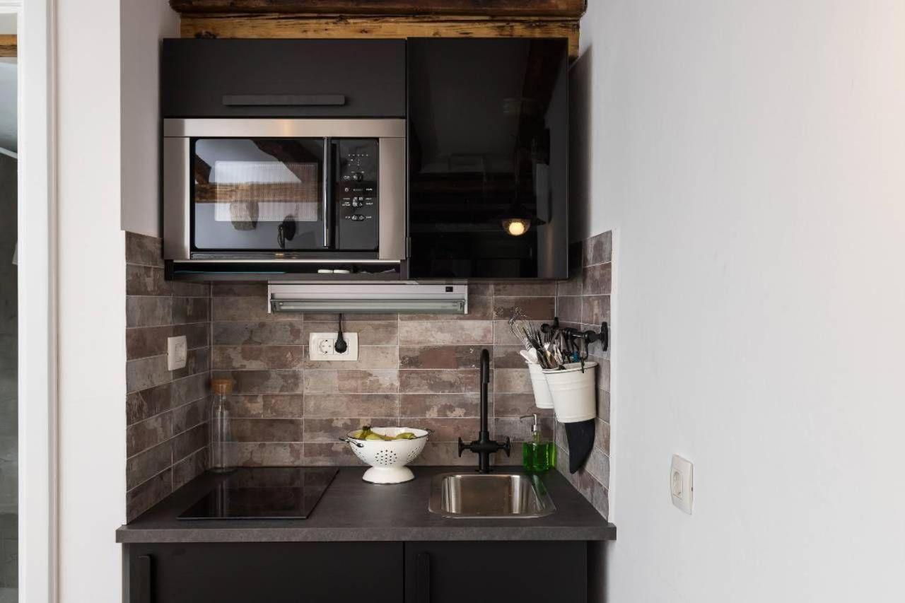 Private Accommodion Linda Studio Dubrovnik Bagian luar foto